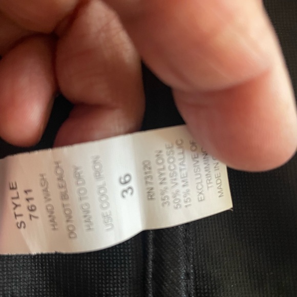 Black and silver sexy  bustier/corset with garters - Picture 6 of 14